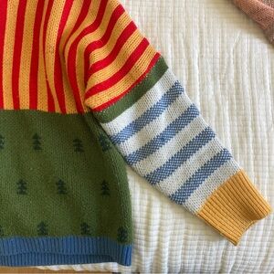 Free Valley colorblock sweater in size M